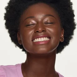 Essence Lidschatten MULTICHROME FLAKES Eyeshadow Topper von Sale