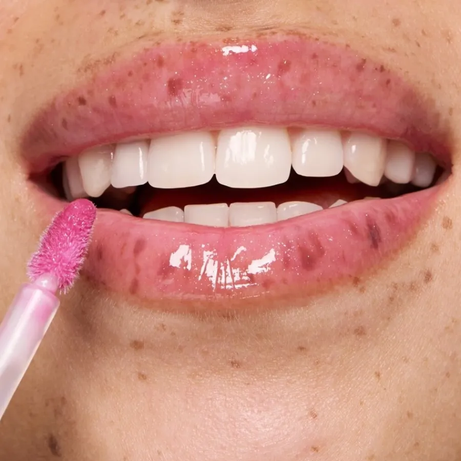 Essence Lipgloss Extreme Shine Volume Lipgloss von