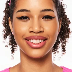 Essence Lipliner 8H Matte Comfort Lipliner von