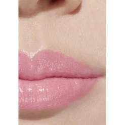 CHANEL LIPPENSTIFTE ROUGE COCO BAUME - GLÄNZEND Getönter, feuchtigkeitsspendender, verschönernder Lippenbalsam mit individueller Farbintensität von