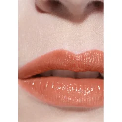 CHANEL LIPPENSTIFTE ROUGE COCO BAUME - GLÄNZEND Getönter, feuchtigkeitsspendender, verschönernder Lippenbalsam mit individueller Farbintensität von