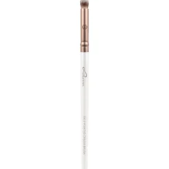 Luvia Cosmetics 330 Pointed Crease Brush - Elegance Discount