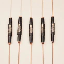 Essence Make-up CONTOURING Duo Stick von Hot