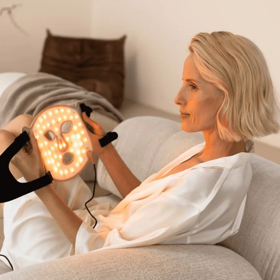 Rosental Organics Massage Tools Led Face Mask von Hot