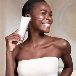 Foreo Micro-Foam Cleanser von