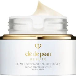 Clu00E9 de Peau Beautu00E9 Moisturizer Protective Fortifying Cream N von Clé de Peau Beauté