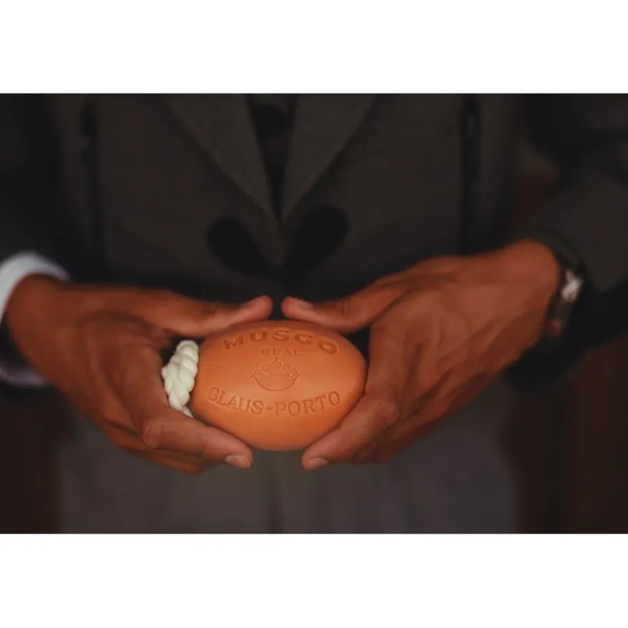 Claus Porto Musgo Real Soap on a Rope Puro Sangue von