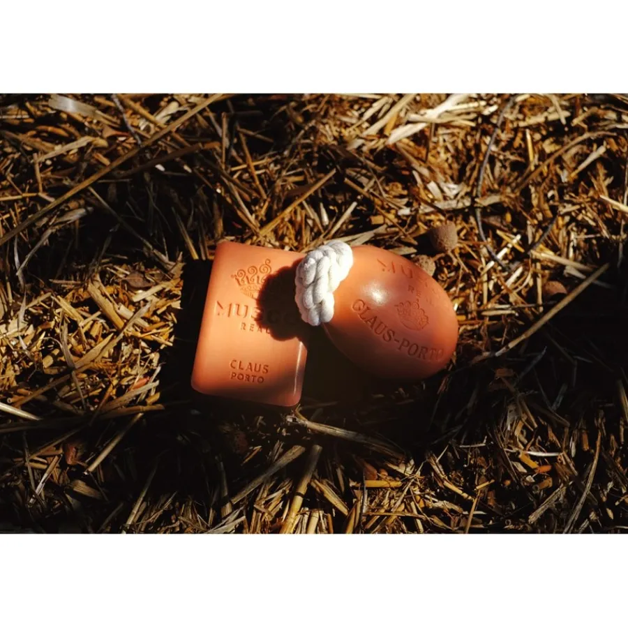 Claus Porto Musgo Real Soap on a Rope Puro Sangue von