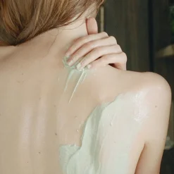 Mu00C1DARA MÁDARA AHA+ Mineral Body Peel Best