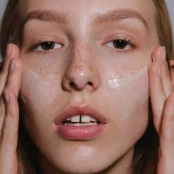 Mu00C1DARA MÁDARA Hydra-Derm Balancing Fluid Online