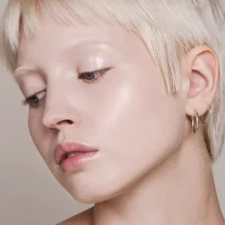 Mu00C1DARA MÁDARA Skin Equal Soft Glow Foundation SPF15 Clearance