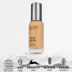 Mu00C1DARA MÁDARA Skin Equal Soft Glow Foundation SPF15 Clearance