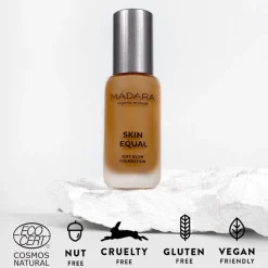 Mu00C1DARA MÁDARA Skin Equal Soft Glow Foundation SPF15 Clearance