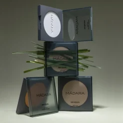 Mu00C1DARA MÁDARA Soft Silk Mineral Powder Air Equal Online