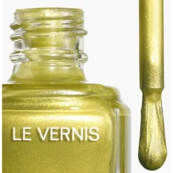 CHANEL NAGELLACK LE VERNIS Farbe und Glanz mit langem Halt von