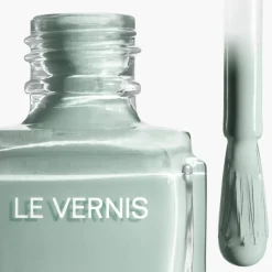 CHANEL NAGELLACK LE VERNIS Farbe und Glanz mit langem Halt von