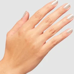 OPI Nail Lacquer Vernis Á Ongles 'm Dreaming von