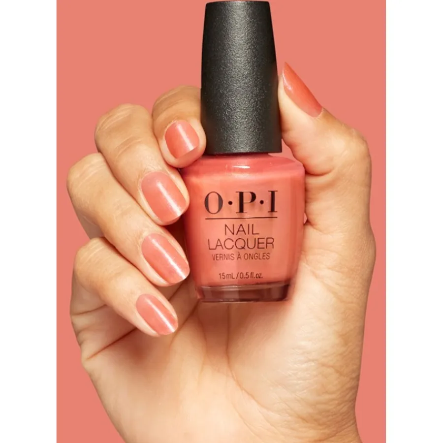 OPI Nail Lacquer Vernis Á Ongles 'm Dreaming von