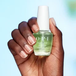 OPI Nature Strong Nail Lacquer von