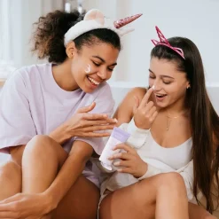 Foreo Pflege Oil Control Mattifying Moisturizer KIWI von