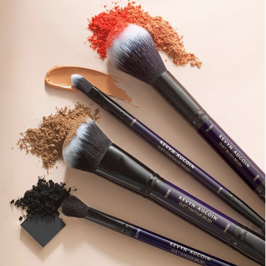 KEVYN AUCOIN Pinsel The Duet Foundation Brush von