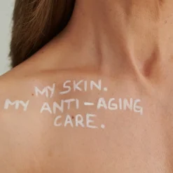 DADO SENS REGENERATION E REINIGUNGSMILCH - bei regenerationsbedürftiger Haut von Online