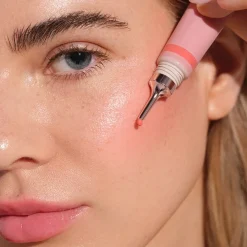 Anastasia Beverly Hills Rouge Blurring Serum Blush von Hot