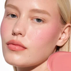 Anastasia Beverly Hills Rouge Blurring Serum Blush von Hot