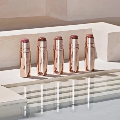 Anastasia Beverly Hills Rouge Stick Blush von