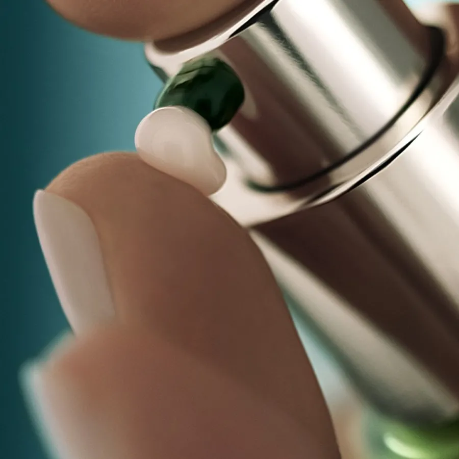 La Mer Seren The Lifting Firming Serum von Best