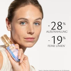 Clu00E9 de Peau Beautu00E9 Serum The Serum von Clé de Peau Beauté Sale