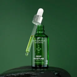Mu00C1DARA Serum Vitamin Oil von MÁDARA