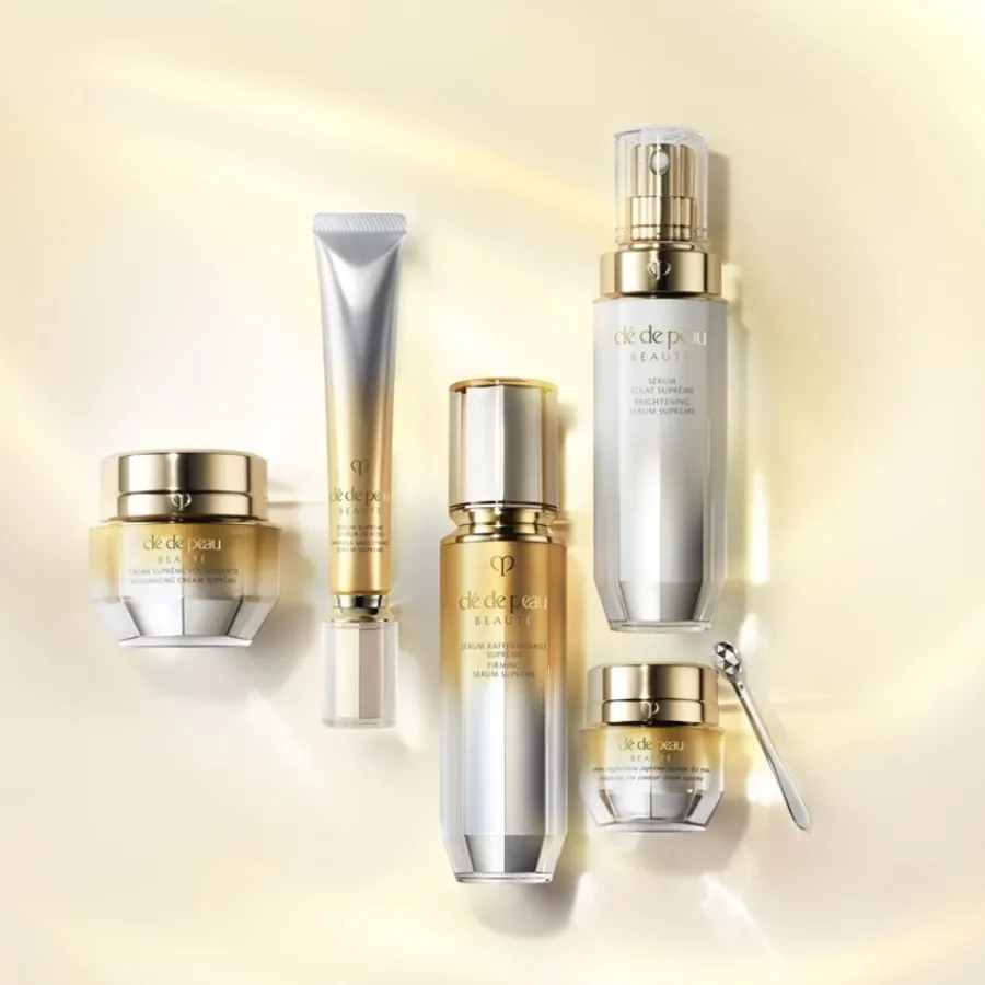 Clu00E9 de Peau Beautu00E9 Serum Wrinkle Smoothing Serum Supreme von Clé de Peau Beauté
