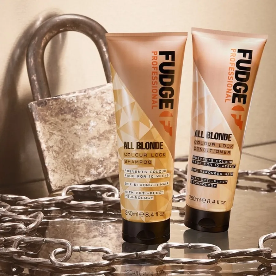 Fudge Shampoos All Blonde Colour Lock Shampoo von