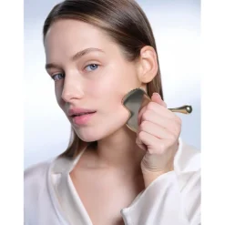 Sisley Ginkgo Gua Sha