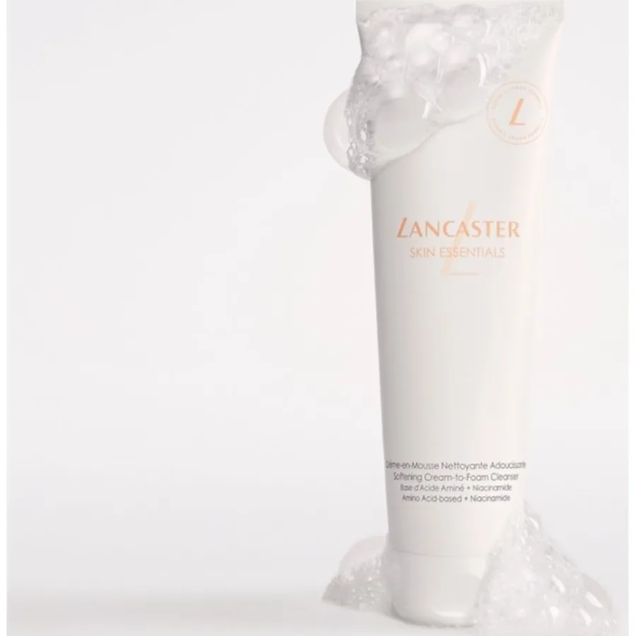 Lancaster Skin Essentials Softening Cream to Foam Cleanser von