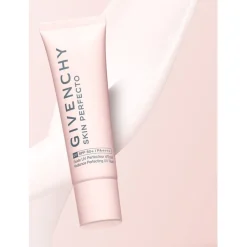 GIVENCHY SKIN PERFECTO Radiance Perfecting UV Fluid SPF 50+ von