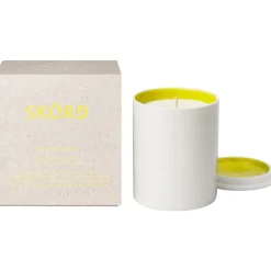 Bju00F6rk u0026 Berries Skörd Scented Candle von Björk & Berries Hot