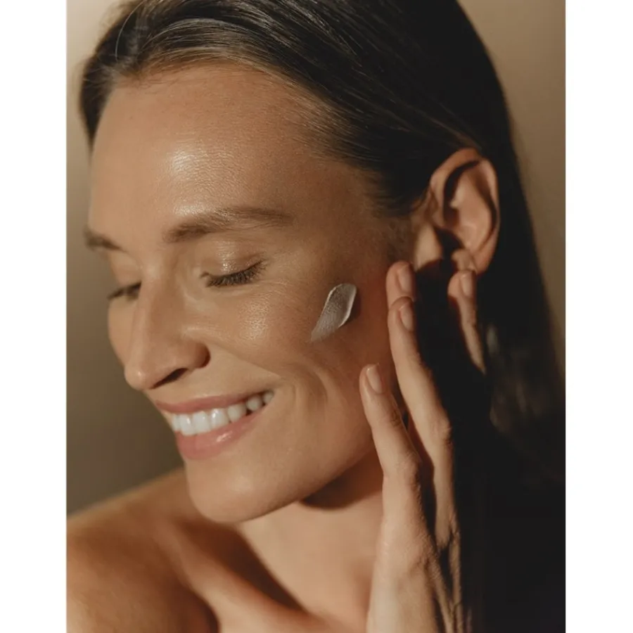 Sisley Sonnenpflege Sunleÿa Soin Solaire Anti-Âge SPF30 von Online