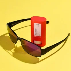 Thank You Farmer Sonnenschutz Sun Project Silky Calming Sun Stick von