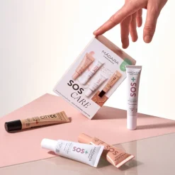Mu00C1DARA SOS SOS Care 4-teilige, Hautberuhigende Routine von MÁDARA New