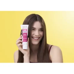Sante Naturkosmetik Spülung Glossy Shine Conditioner von Hot
