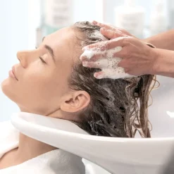 Revlon Professional Start Magnifying Micellar Shampoo von Hot