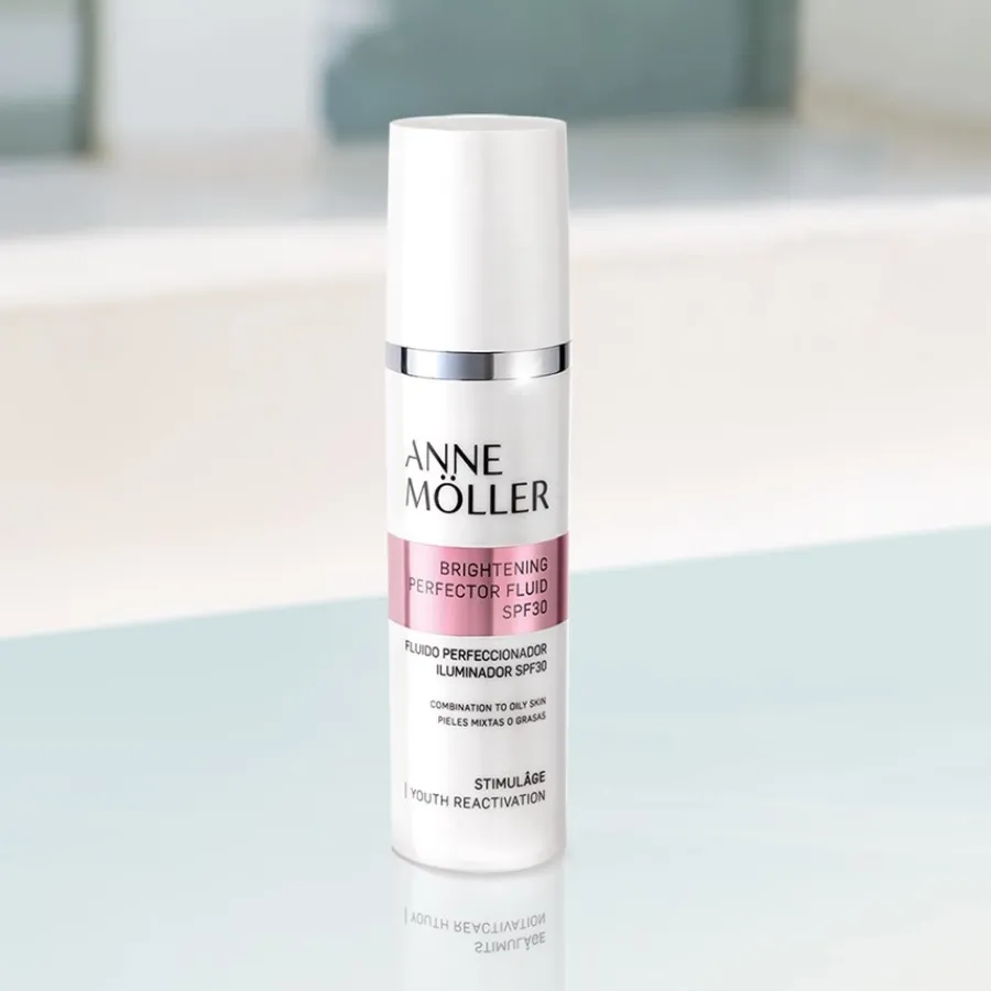 Anne Mu00F6ller Stimulâge Brightening Perfector Fluid SPF 30 von Anne Möller