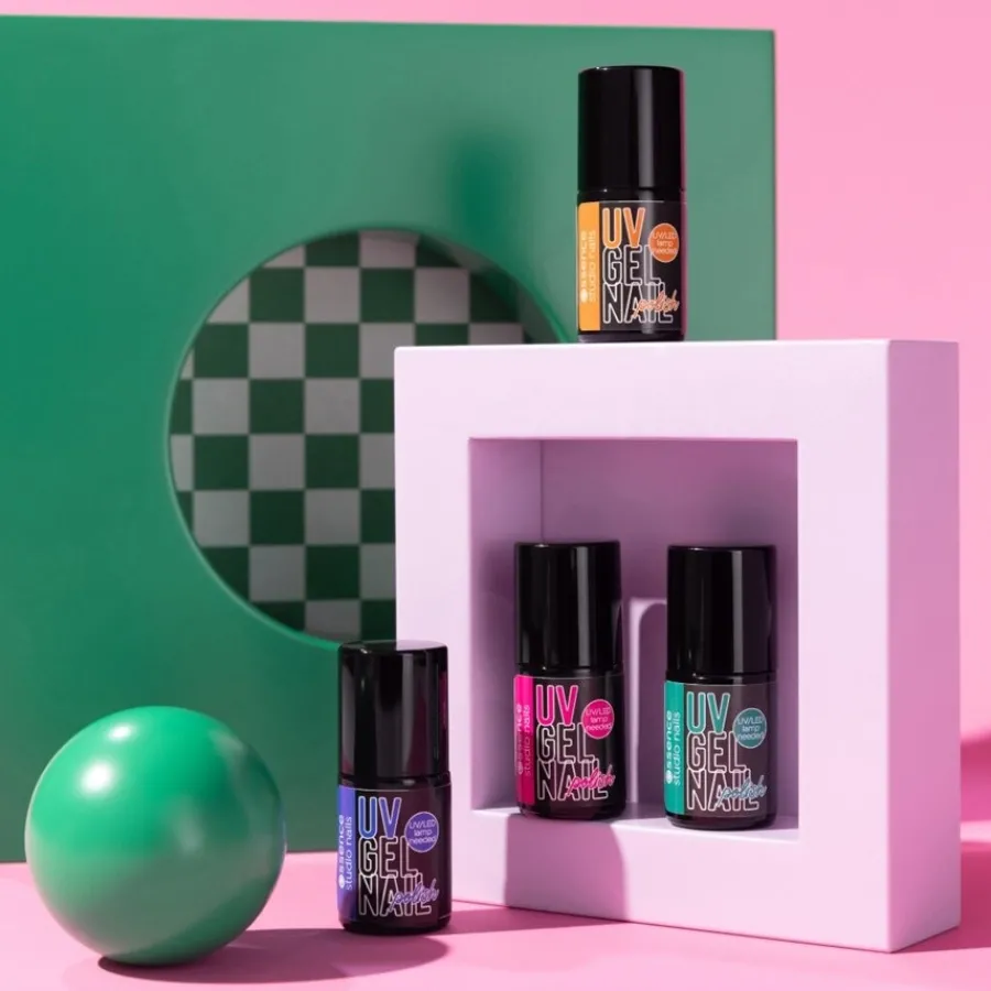 Essence Studio Nails UV GEL NAIL Polish von
