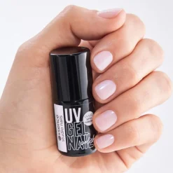 Essence Studio Nails UV GEL NAIL Polish von