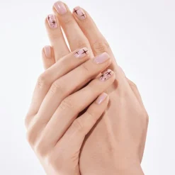 Essence Studio Nails UV GEL NAIL Polish von