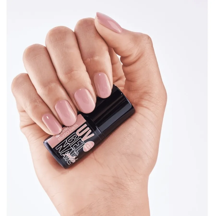 Essence Studio Nails UV GEL NAIL Polish von