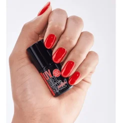 Essence Studio Nails UV GEL NAIL Polish von