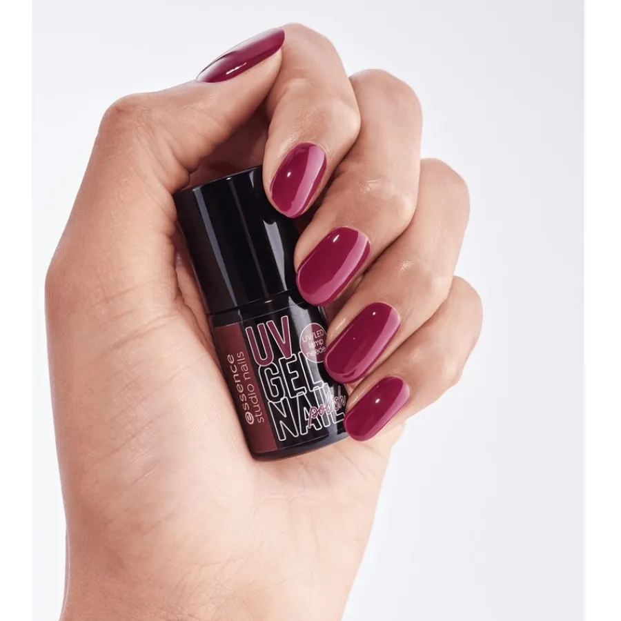 Essence Studio Nails UV GEL NAIL Polish von